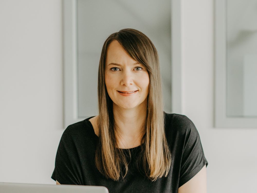 cornelia-schaertl-kontakt-aufnehmen cornelia schaertl kontakt aufnehmen